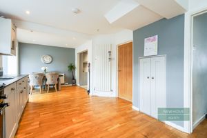 Photo 21- click for photo gallery